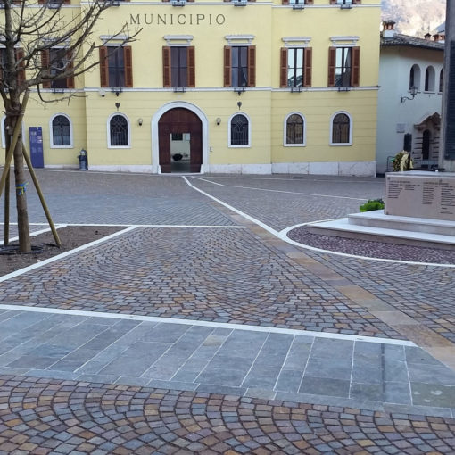 Riqualificazione Piazza Vittorio Emanuele di Avio